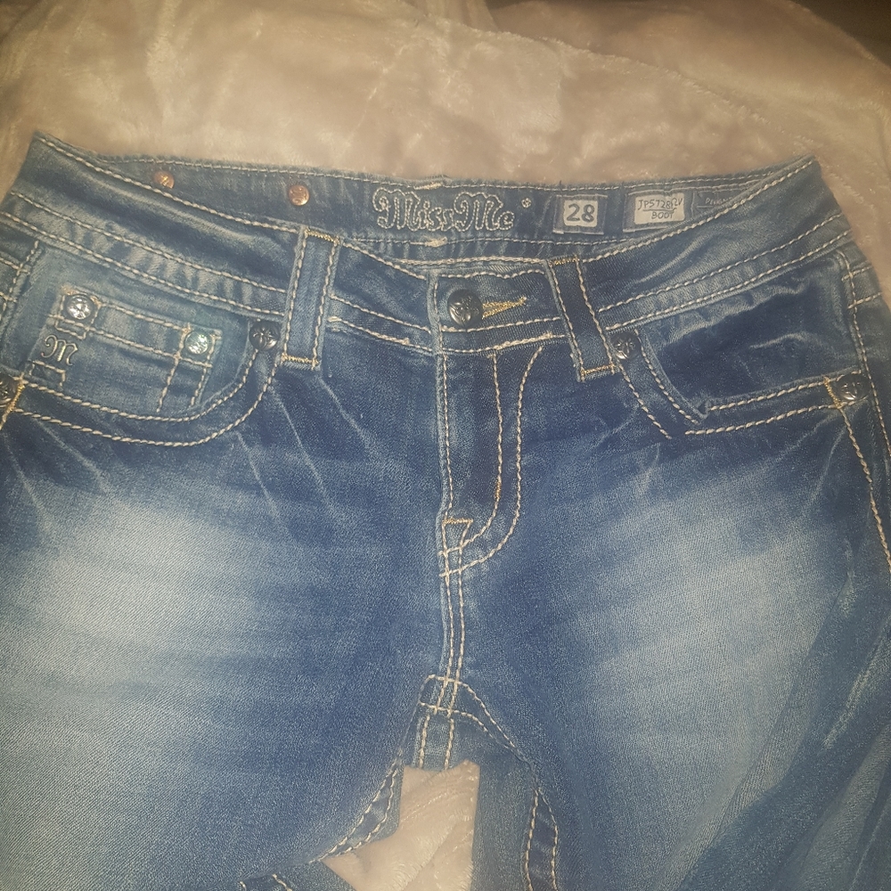 Miss Me Jeans - Picture 2 of 4